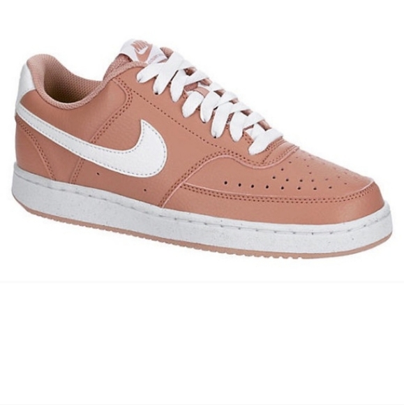 FINAL PRICE! NEW Rose Nike's - Picture 3 of 6